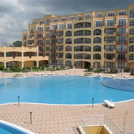 Apartment In Midia Grand *